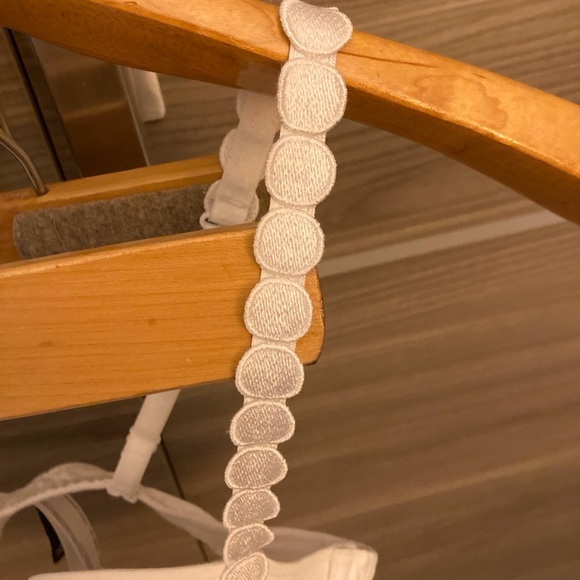 Marie Jo Dottie Bra NWOT 38B White Dottie Style “Show Your Straps on Purpose” - Picture 7 of 10